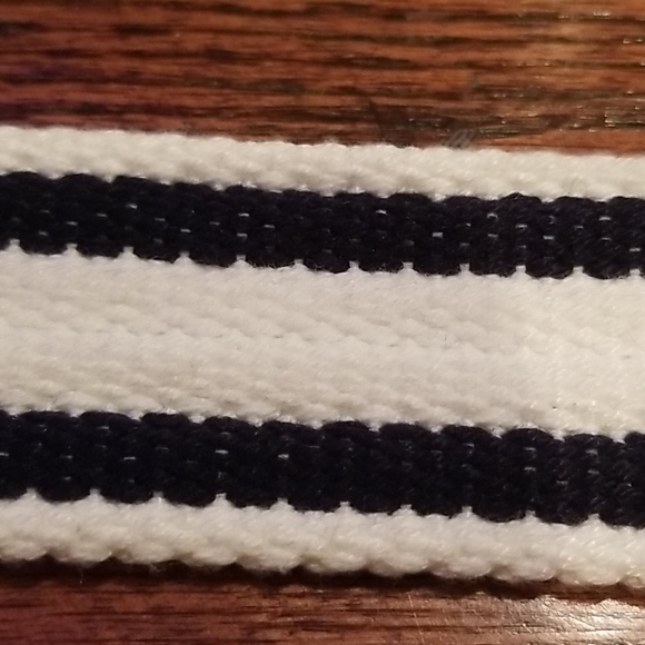 Striped D Ring Belt - Picture 4 of 4
